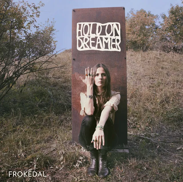 Frøkedal & Familien Hold On Dreamer (LP) 