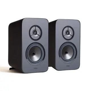 Rega Kyte, Matt svart Bokhylle/Stativhøyttaler, par