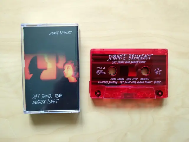 Japanese Breakfast Soft Sounds From Another Planet (MC) 