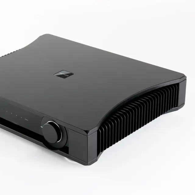 Rega Aethos, High-End forsterker 2x125 watt, fjernkontroll 