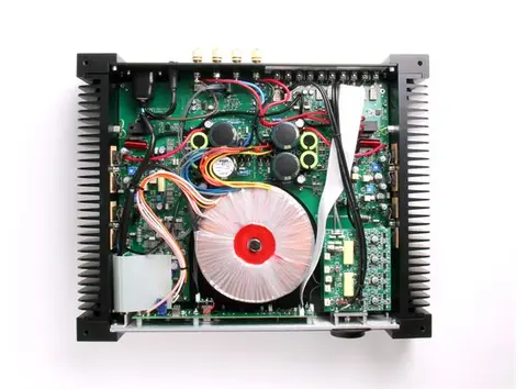 Rega Aethos, High-End forsterker 2x125 watt, fjernkontroll 