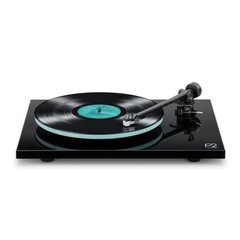 Rega Planar 2, platespiller Carbon pickup, RB220 arm, svart