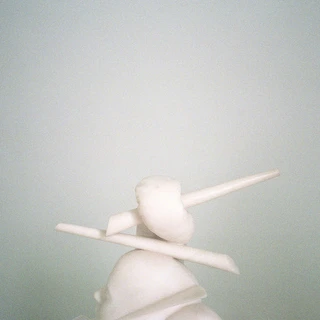 Soft As Snow Glass Body (12'')