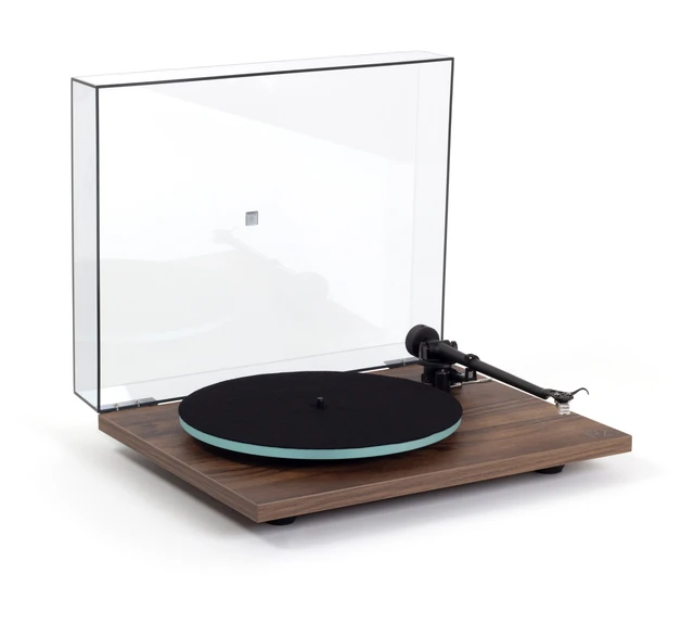 Rega Planar 2, platespiller Carbon pickup, RB220 arm, valnøtt 