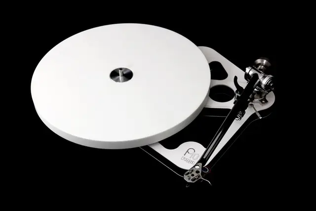 Rega Planar 10, platespiller Uten pickup, RB3000 arm, hvit 