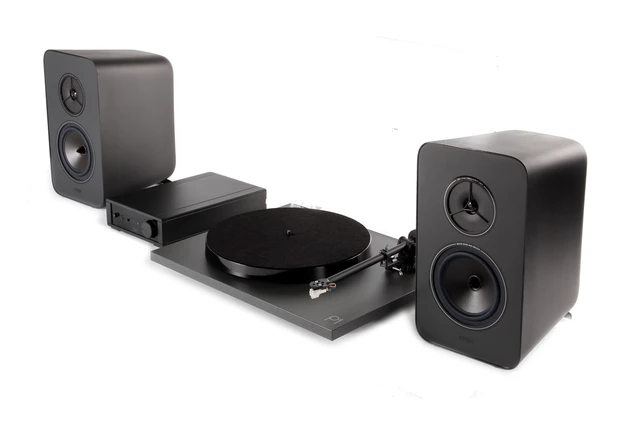 Rega System One, platespillerpakke Rega io, Planar 1 og Kyte høyttalere 