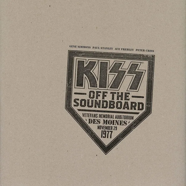Kiss Kiss Off The Soundboard: Live In… (CD) 