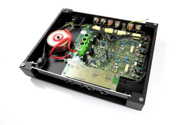 Rega Aura, Moving Coil Phono stage High-End MC RIAA-trinn, XLR 