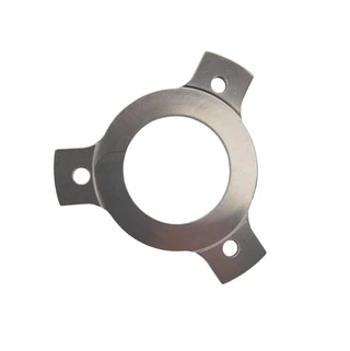 Rega Spacer 2 mm, stainless steel Passer til armer med 3 punkts feste