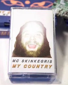 MC Skinkegris My Country (MC)