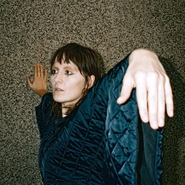 Cate Le Bon Crab Day (CD) 