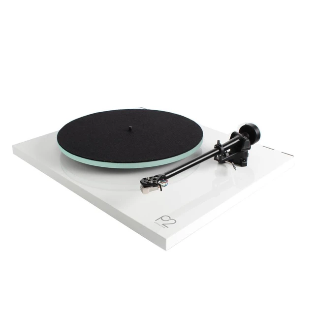 Rega Planar 2, platespiller Carbon pickup, RB220 arm, hvit 